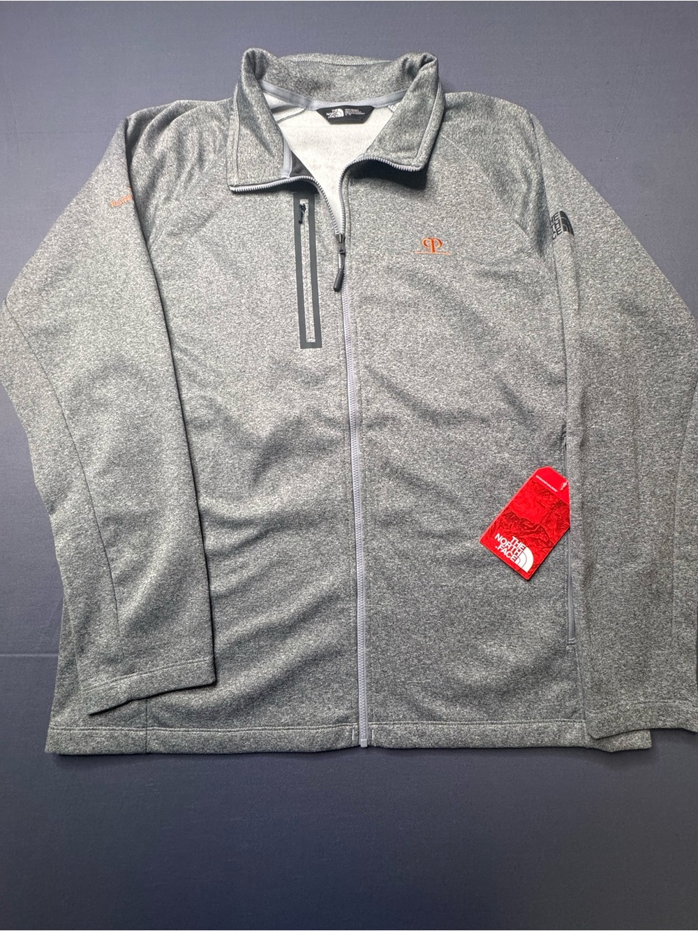 The North Face Fullzip XL NWT Gray (embroided)
